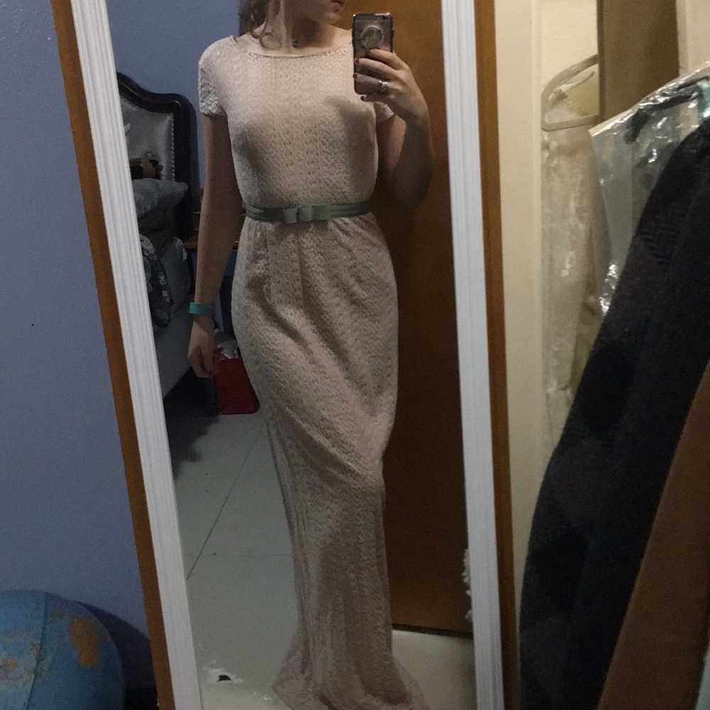 Pink formal gown w/ open back & Slit